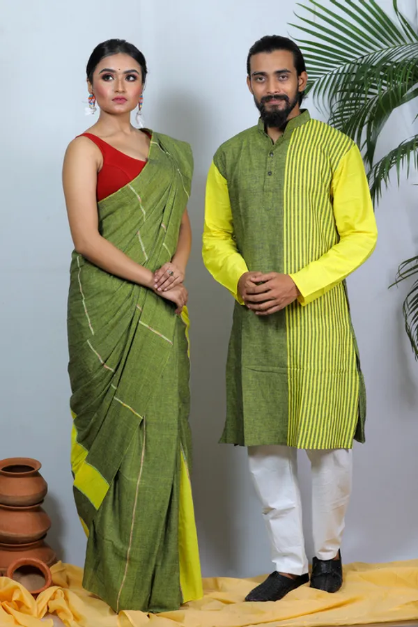 Dark_Green_Printed_Full_Sleeve_1Pic_Women'S_Saree_And_1Pic_Men'S_Kurta_For_Couple