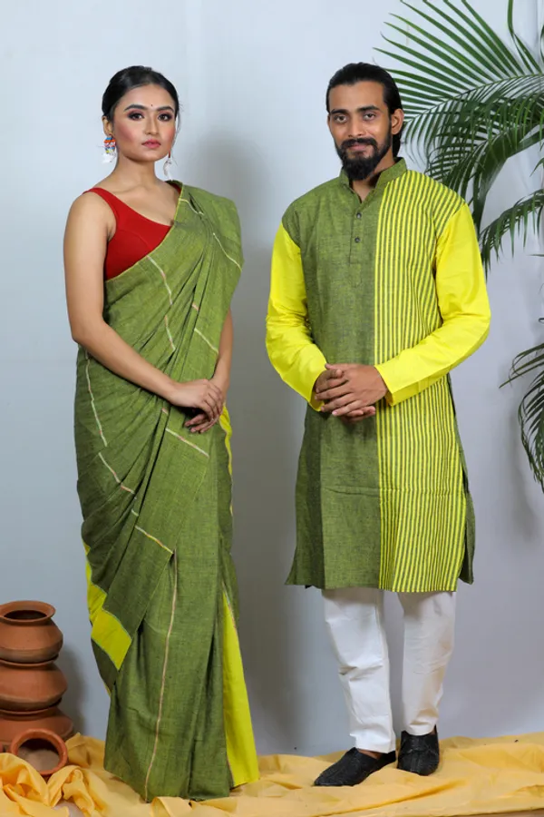 Dark_Green_Printed_Full_Sleeve_1Pic_Women'S_Saree_And_1Pic_Men'S_Kurta_For_Couple
