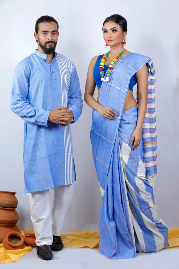 Light_Blue_Printed_Full_Sleeve_1Pic_Women'S_Saree_And_1Pic_Men'S_Kurta_For_Couple