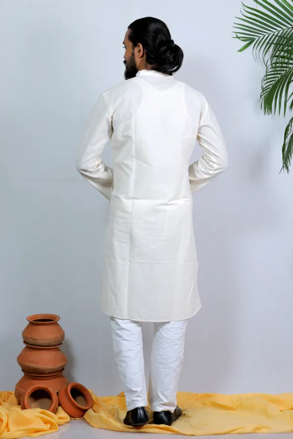 Multicolor_Applique_Full_Sleeve_1Pic_Women'S_Saree_And_1Pic_Men'S_Kurta_For_Couple