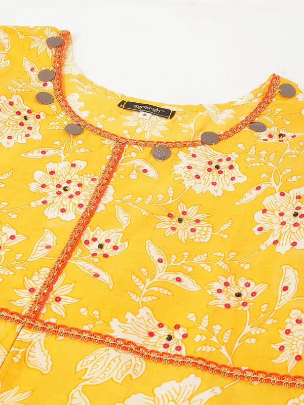 Cotton__four_piece_Kurta_with_Palazzos_with_Dupatta_&_Inner