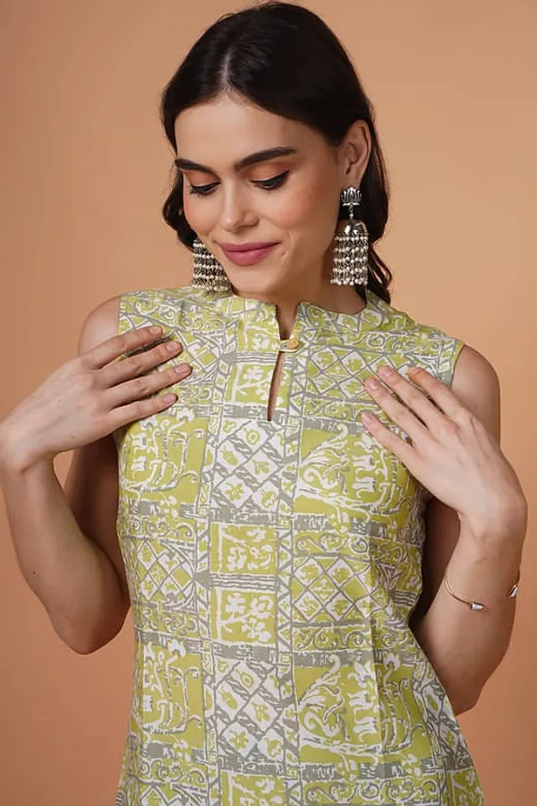 Green_Rayon_Sleeveless__kurta