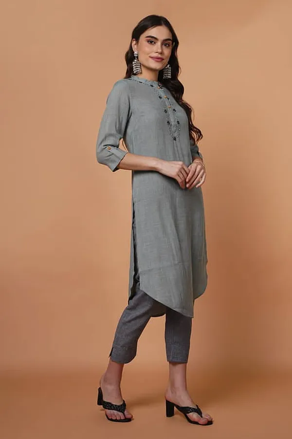 Grey_Linen_Hand_Embellishment_Kurta