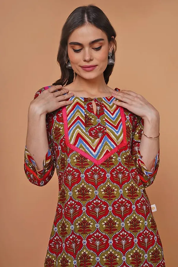 Raisa_Red_Kurta_Set