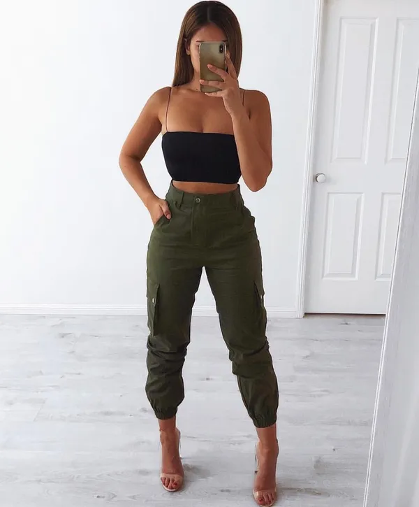 PURE_DENIM_CARGO_WITH_ALL_TRENDING_GREEN_COLOR_Jeans