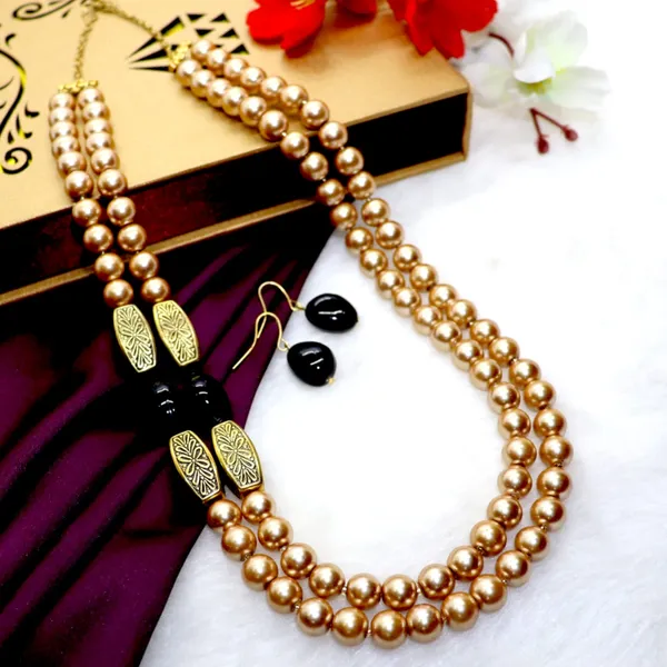 https://cdn-image.blitzshopdeck.in/ShopdeckCatalogue/tr:f-webp,w-600,fo-auto/65b7523602d8dc3ec1da33d5/media/Dhivara_Copper_Plated_Pearls_Vintage_Necklace_For_Women_F08HCSX0A5_2024-03-19_1.JPG__DHIVARA