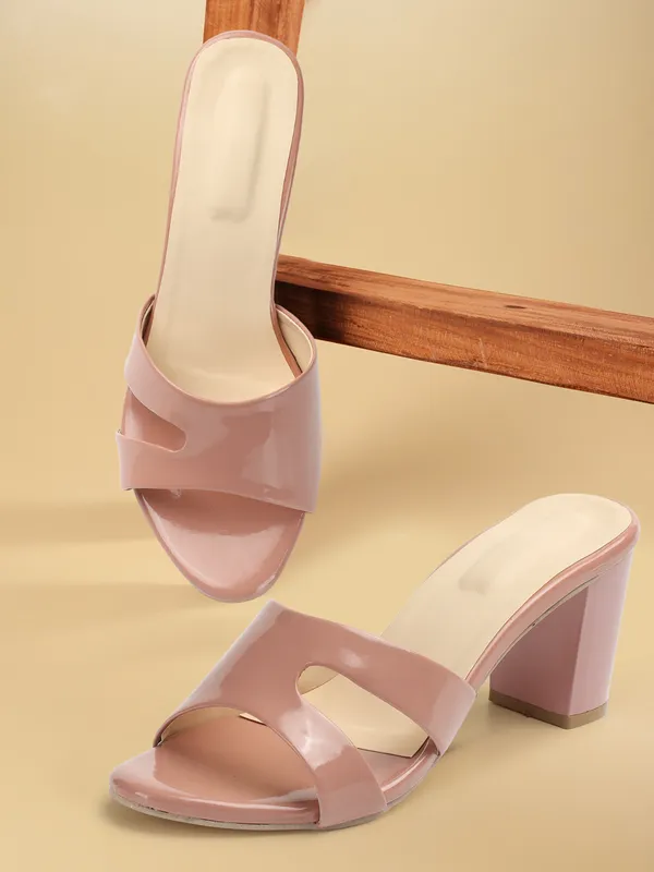 Peach_Women_Sleek_Block_heels_sandals