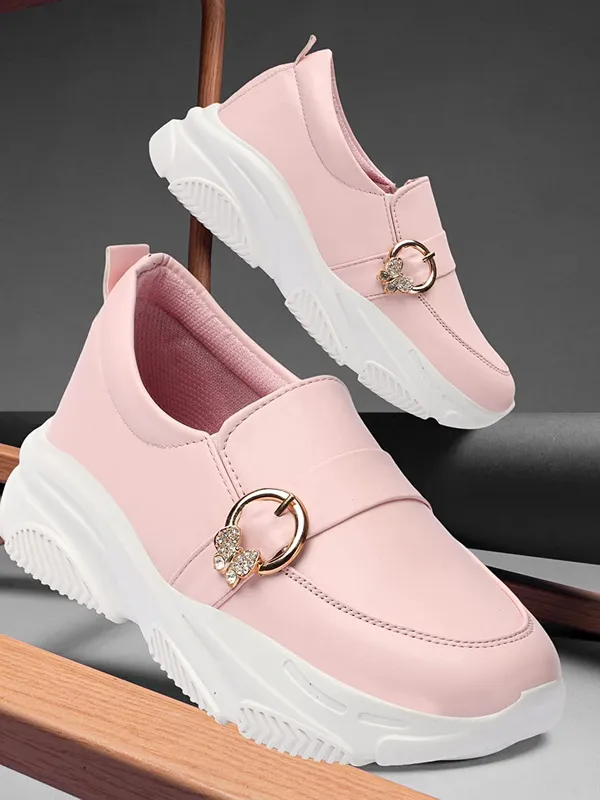 Pink_women_synthetic_leather_loafer_moccasins