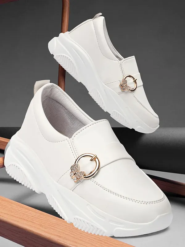 White_women_synthetic_leather_loafer_moccasins