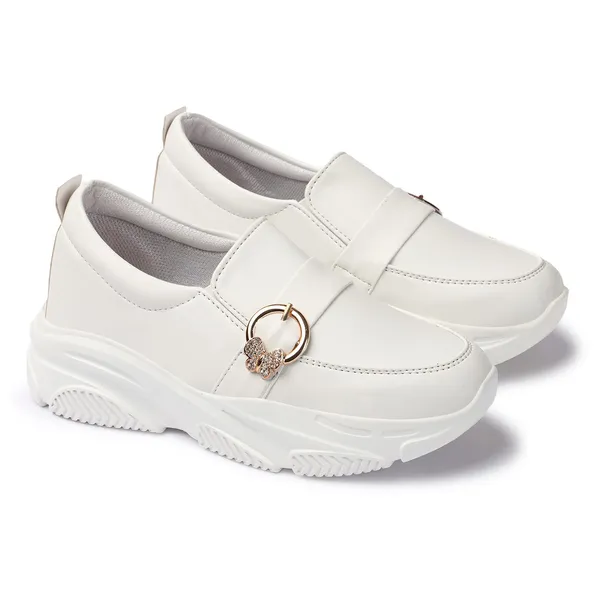 White_women_synthetic_leather_loafer_moccasins