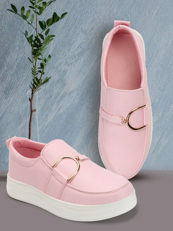 Pink_women_synthetic_leather_loafer_moccasins
