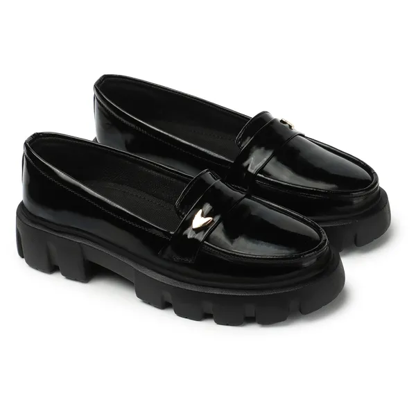 Black_women_synthetic_patent_leather_Chunky_loafer_moccasins