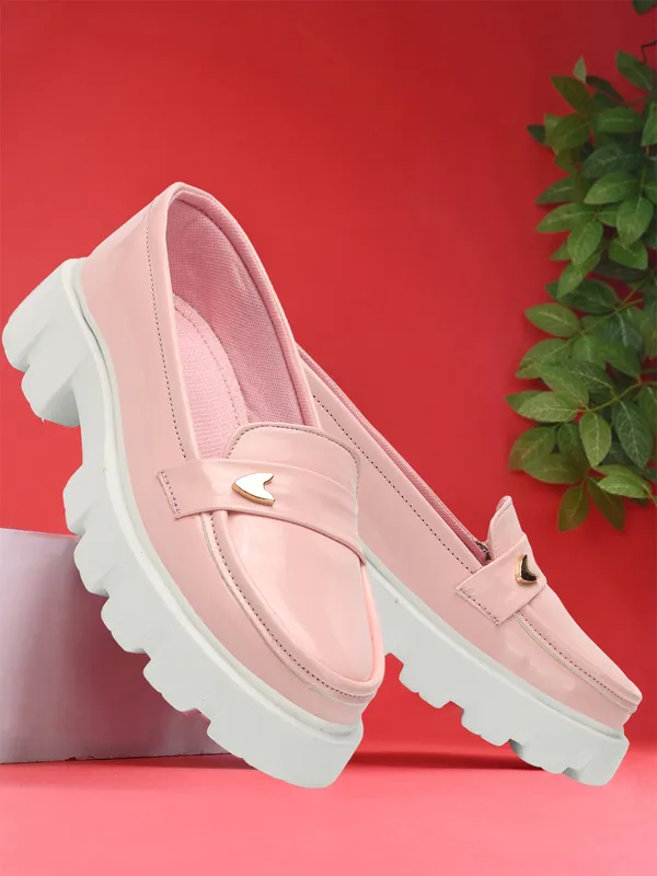 Pink_women_synthetic_patent_leather_Chunky_loafer_moccasins