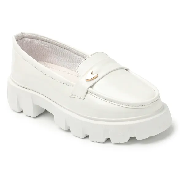 White_women_synthetic_patent_leather_Chunky_loafer_moccasins