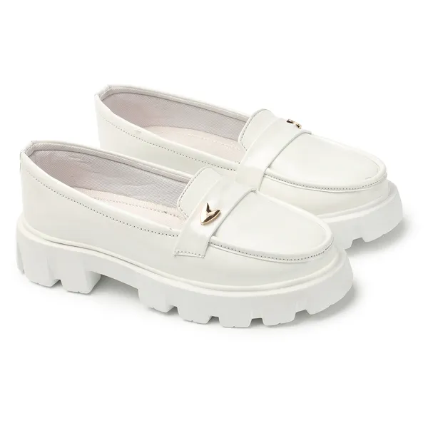 White_women_synthetic_patent_leather_Chunky_loafer_moccasins