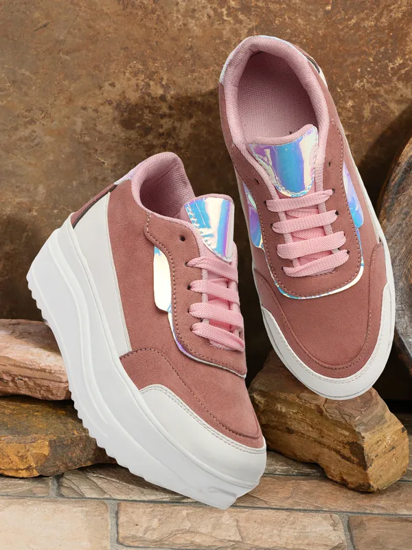 Peach_women_synthetic_&_velvet_fusion_flatform_sneakers