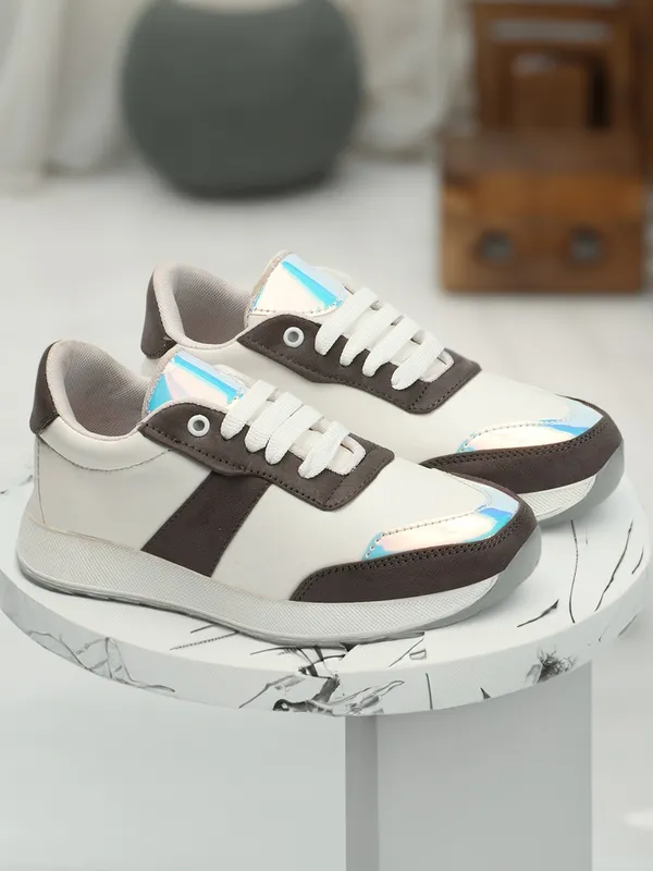 Grey_women_synthetic_&_velvet_fusion_flatform_sneakers