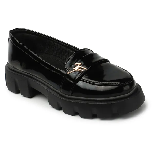 Black_women_synthetic_patent_leather_Chunky_loafer_moccasins