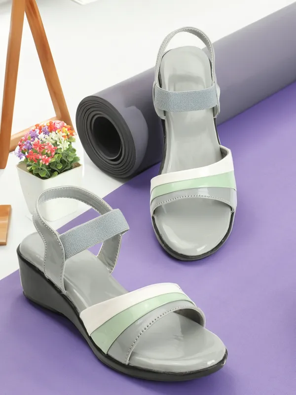 Grey_women_Tricolor_Wedges_Sandals