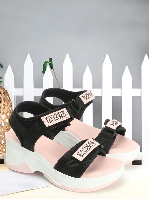 Peach_women_printed_Wedges_Sandals
