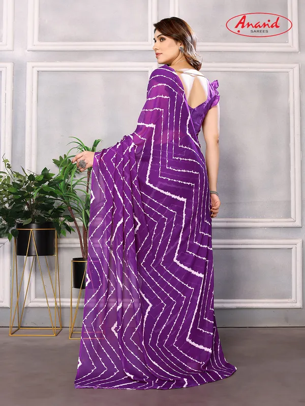 Graphic_Print_Bollywood_Georgette_Saree_(Purple)