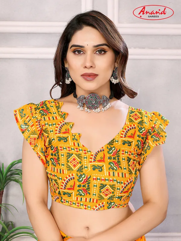 Striped,_Printed_Bollywood_Georgette_Saree_(Yellow)