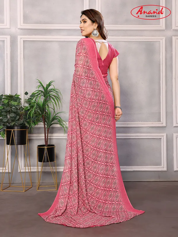 Paisley,_Printed_Bollywood_Georgette_Saree_(Pink)