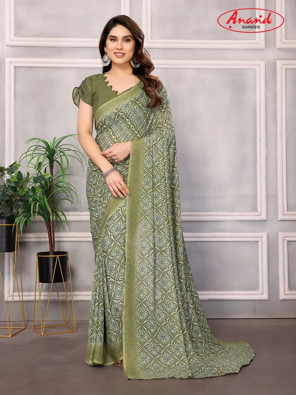 Paisley,_Printed_Bollywood_Georgette_Saree_(Green)