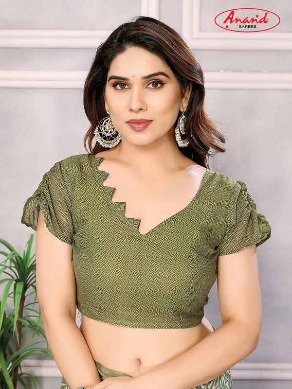 Paisley,_Printed_Bollywood_Georgette_Saree_(Green)