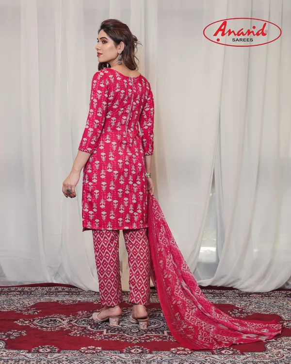 Crepe_Floral_Print_Salwar_Unstiched_Dress_Material