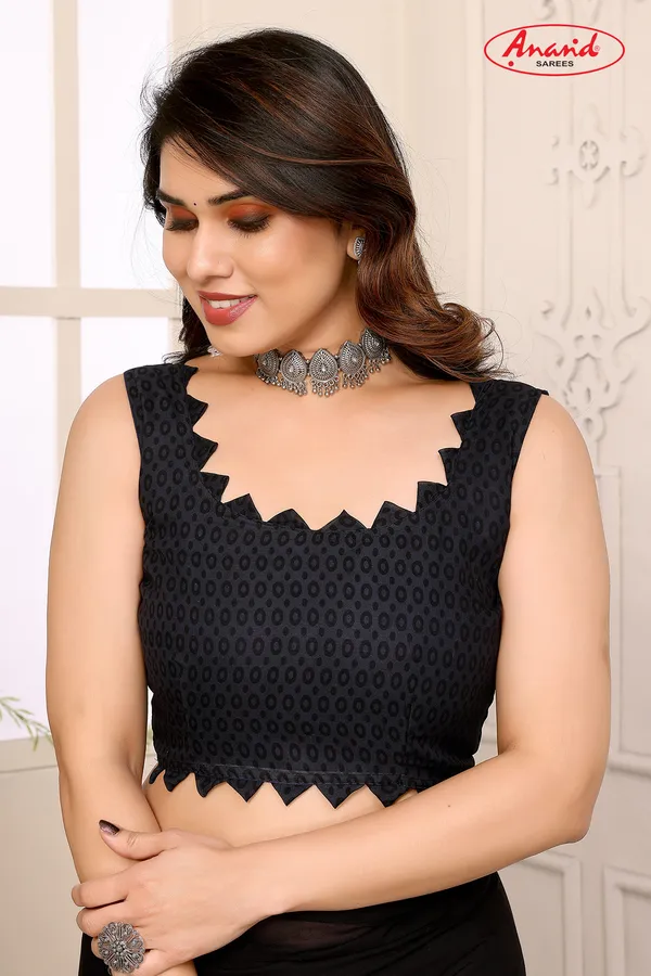 Ombre,_Polka_Print,_Floral_Print_Bollywood_Georgette_Saree_(Black)