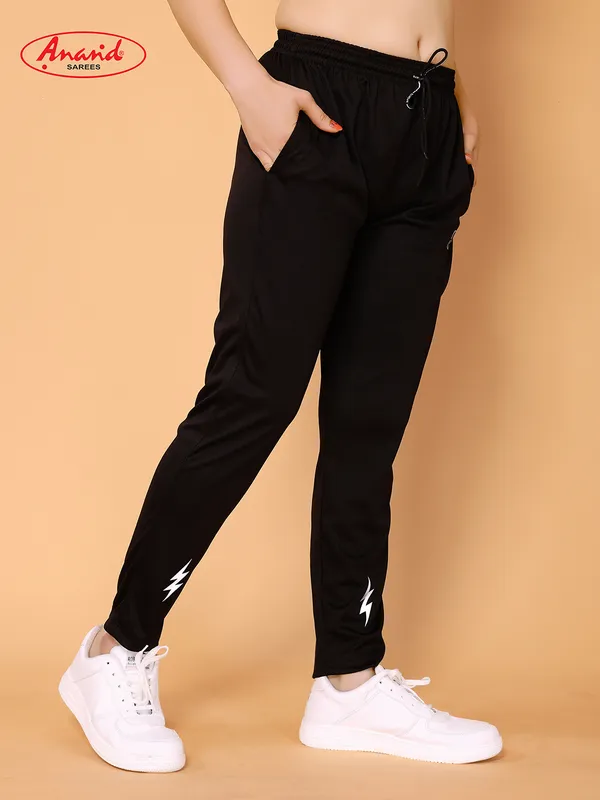 Women_Black_Solid_Casual_Straight_Fit_Track_pant