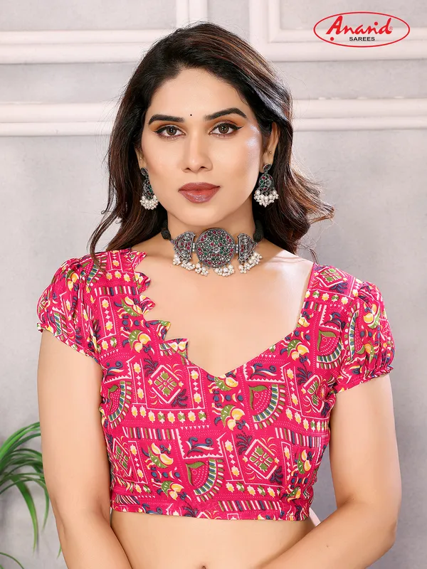 Striped,_Printed_Bollywood_Georgette_Saree_(Pink)