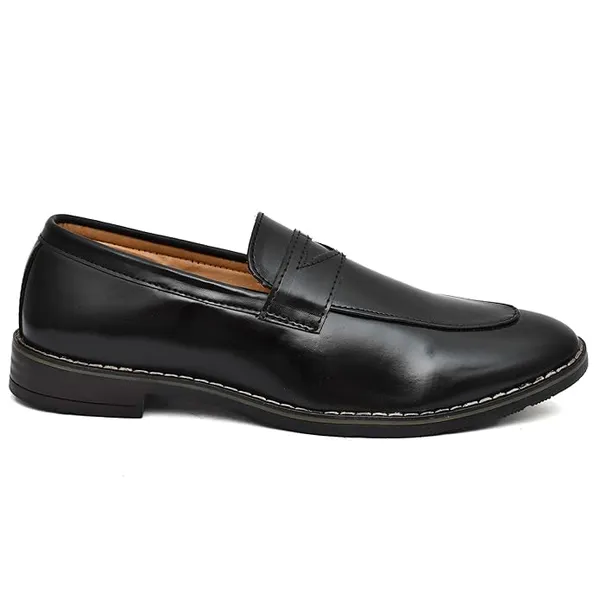 Black_Derby_Loafers_For_Effortless_Elegance