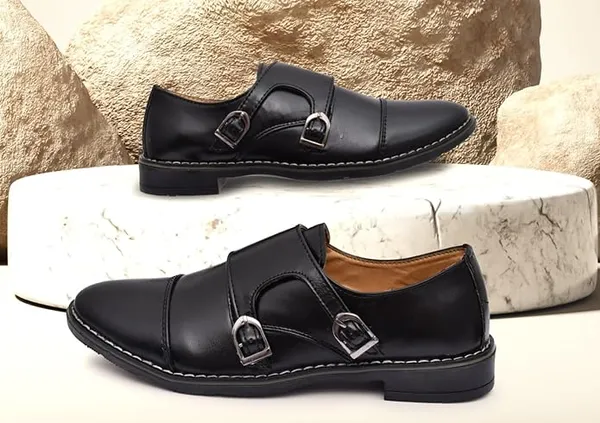 Black_Loafers_For_Timeless_Elegance