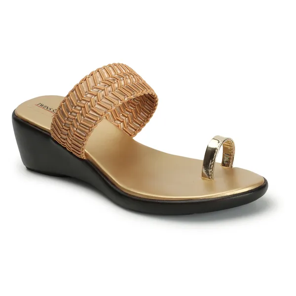 Embellished_Ethnic_Wedge_Heels_(Gold)