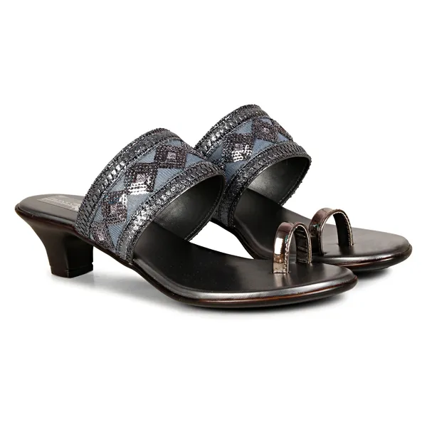 Grey_Embellished_Ethnic_Angutha_Strap_Heels_(Grey)