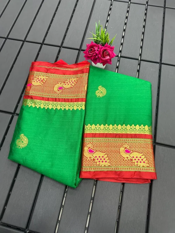 Black_Aquiliq_Woven_Handloom_Cotton_Blend_Saree