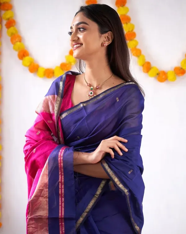 Dark_Blue,_Pink_Aquiliq_Woven_Bollywood_Chanderi_Saree
