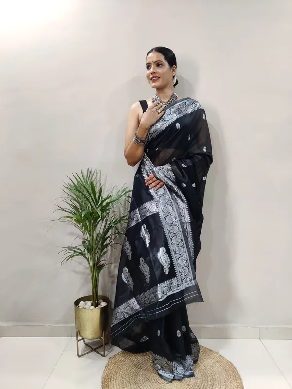 Pink_Aquiliq_Woven_Baluchari_Chanderi_Saree
