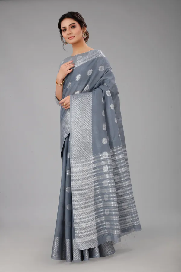 Grey_Pure_Soft_Linen_Saree_With_Silver_Zari_Butta
