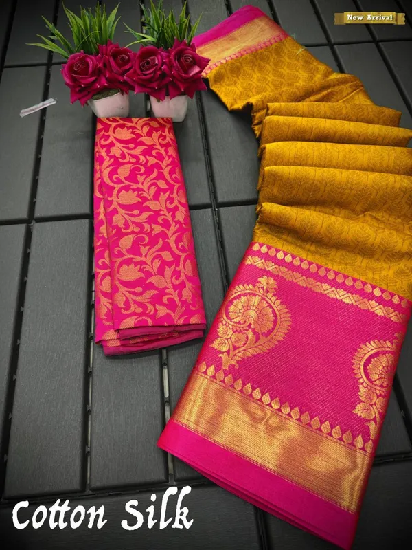Grey_Aquiliq_Woven_Handloom_Cotton_Silk_Saree