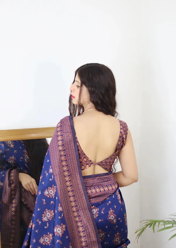 Blue_Pure_Soft_Silk_Saree_With_Twirling_Blouse_Piece