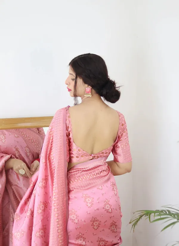Pink_Pure_Soft_Silk_Saree_With_Twirling_Blouse_Piece