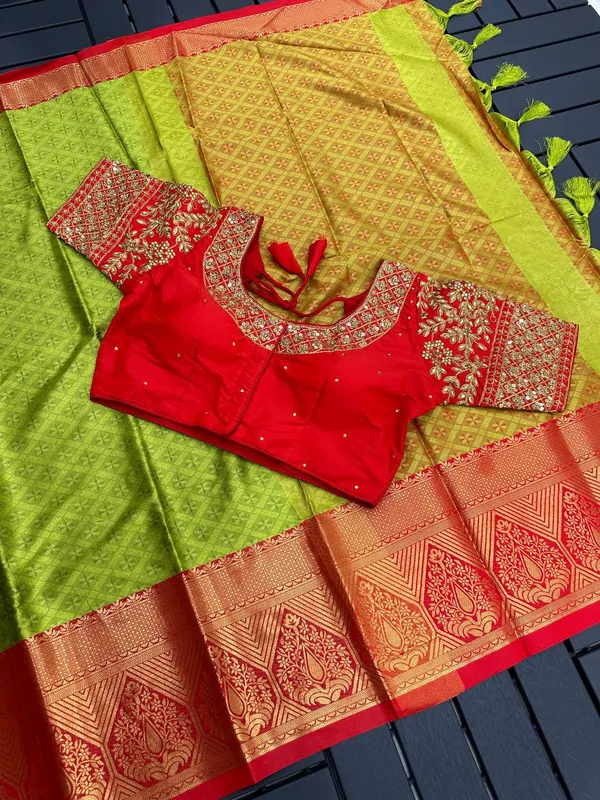 Lemon-Red_Heavy_Aura_Rich_Cotton_Silk_Design_&_Contrast_Jequared_Weaving_Rich_Heavy_Border_With_Embroidred_Reddy_Made_Blouse