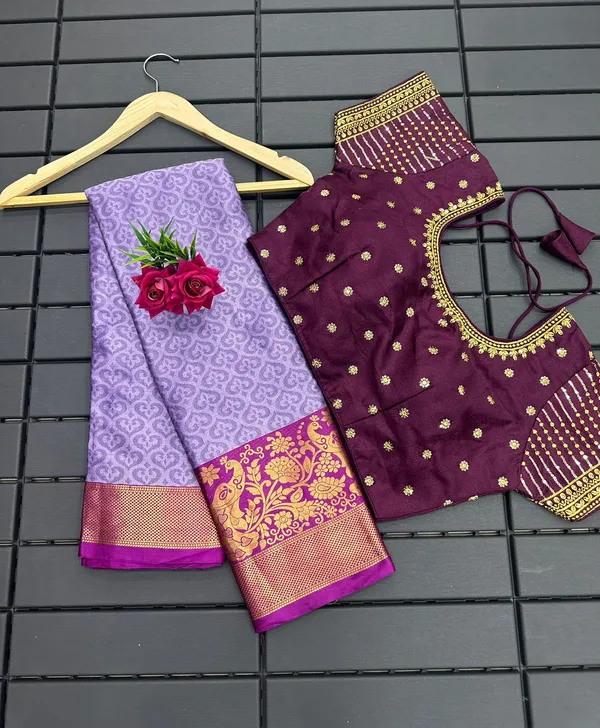 Lavender_Heavy_Aura_Rich_Cotton_Silk_Design_&_Contrast_Jequared_Weaving_Rich_Heavy_Border_With_Embroidred_Reddy_Made_Blouse