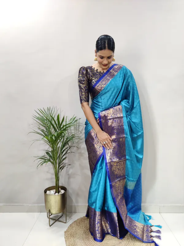 Yellow_Aquiliq_Woven_Bollywood_Cotton_Silk_Saree