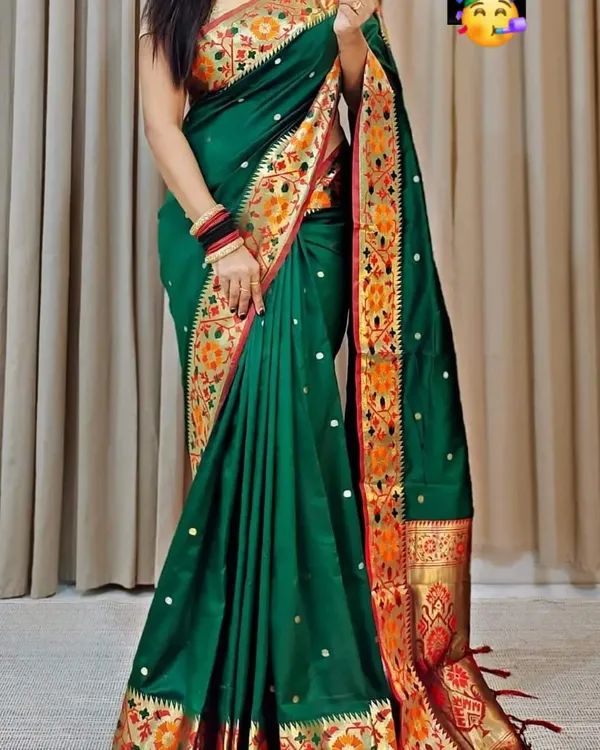 Green_Soft_Pethani_Silk_Saree_With_Zari_Design_Weawing_Pallu