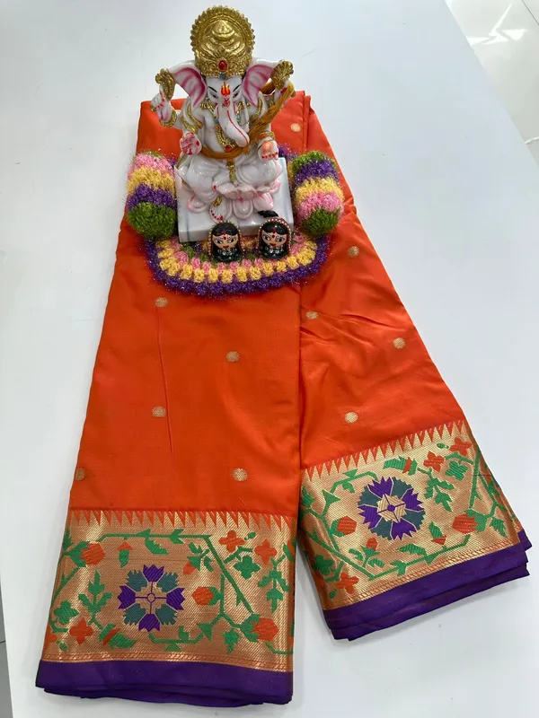 Orange_Soft_Pethani_Silk_Saree_With_Zari_Design_Weawing_Pallu