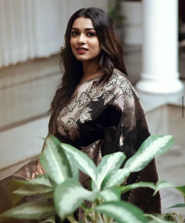 Black_Pure_Silk_Kanjivaram_Saree